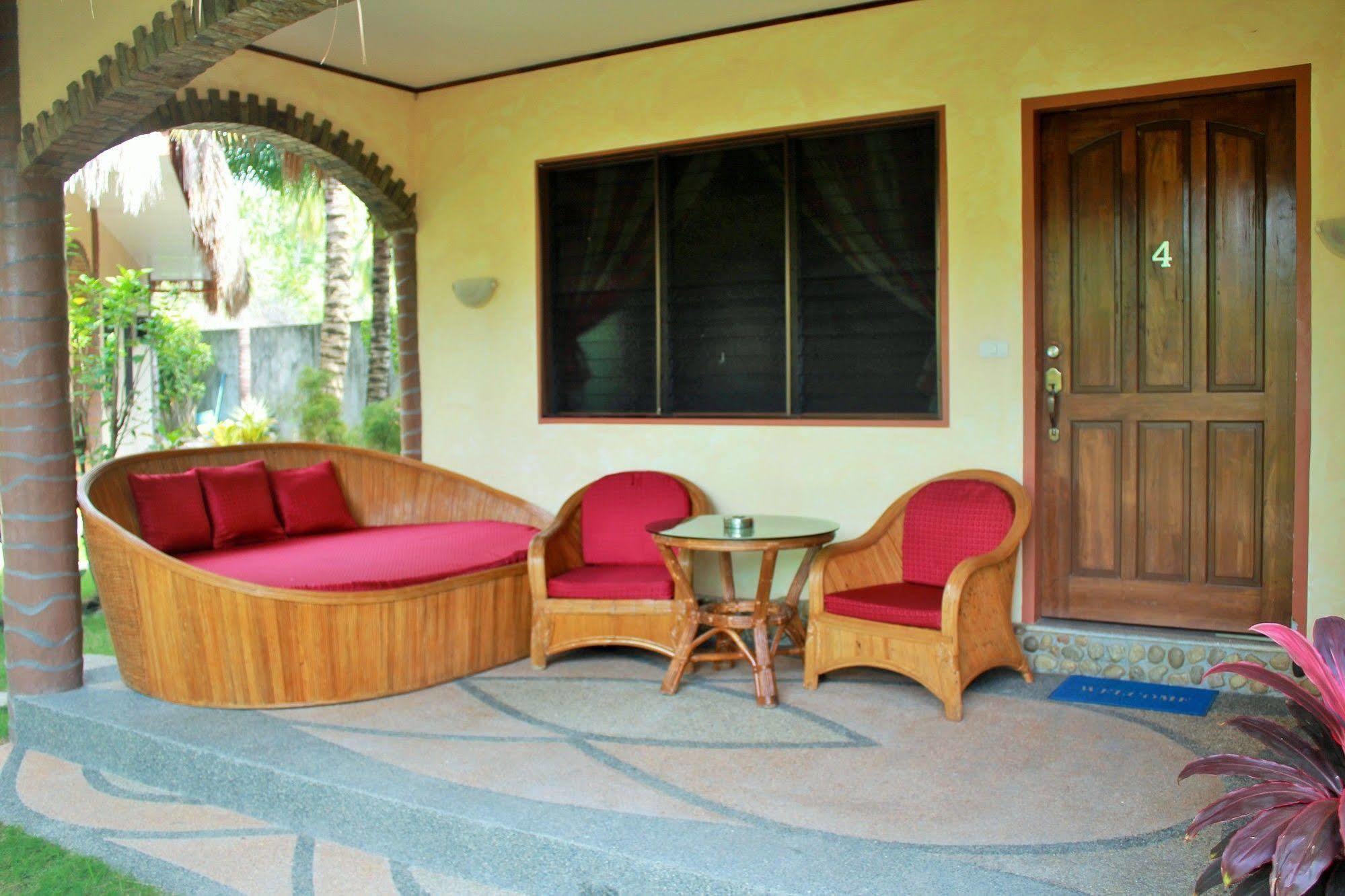 Aqua-Landia Resort Dauin Buitenkant foto